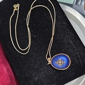 Avon Vintage Elegant Gold and Blue Egg Pendant Necklace